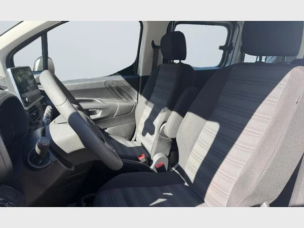 Opel Combo Life Swb (2022) — foto 27 van 27