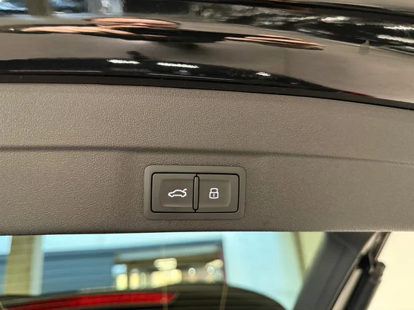 AUDI A6 Avant e-hybrid (PHEV) (2025) — foto 4 van 20