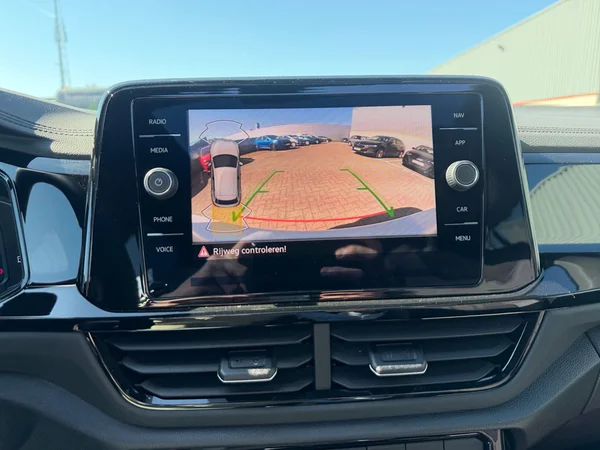 VOLKSWAGEN T-Roc (2026) — foto 6 van 21