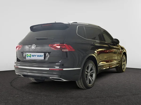 VOLKSWAGEN Tiguan Allspace (2019) — foto 9 van 16