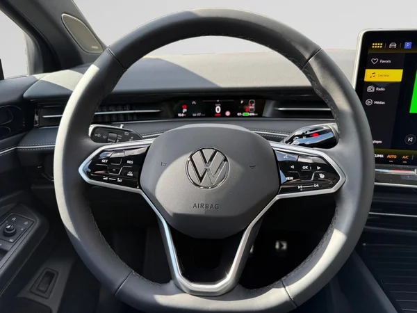 VOLKSWAGEN ID.7 Tourer (2026) — foto 3 van 18