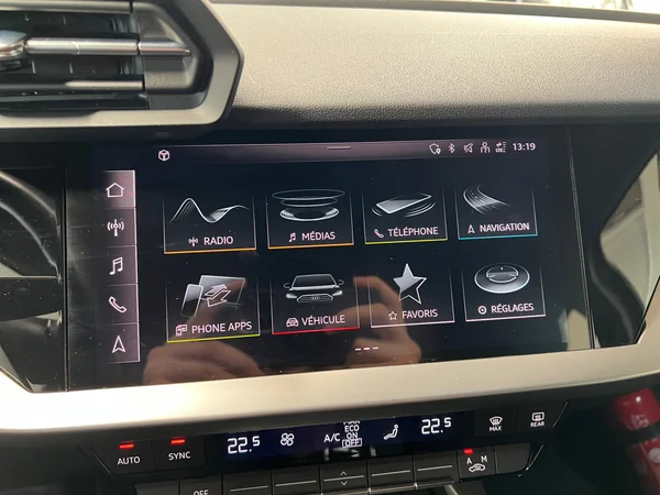 AUDI A3 Sportback (2022) — foto 3 van 20