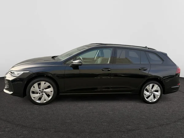 VOLKSWAGEN Golf VIII SW (2024) — foto 12 van 22