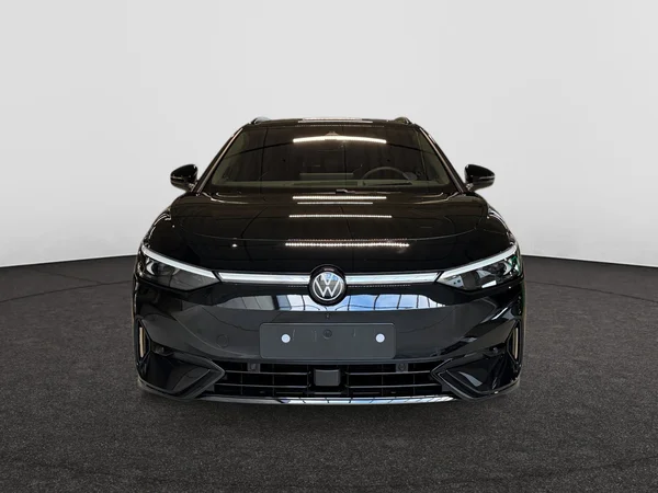 VOLKSWAGEN ID.7 Tourer (2025) — foto 10 van 20