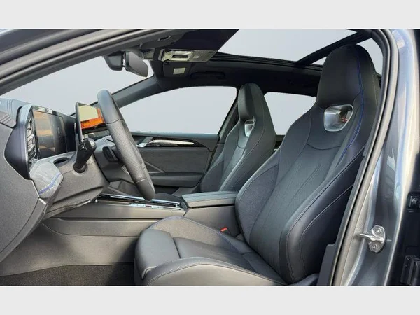 VOLKSWAGEN Passat Variant (2026) — foto 28 van 29