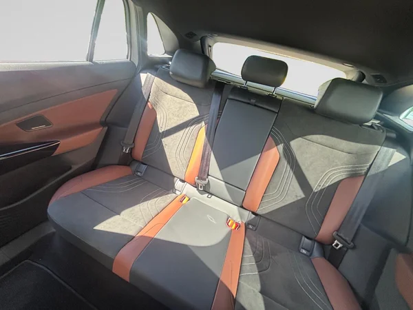 VOLKSWAGEN ID.4 (2025) — foto 4 van 29