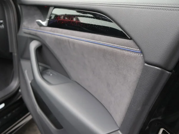 VOLKSWAGEN Passat SW (2024) — foto 31 van 32