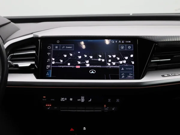Audi Q4 e-tron (2022) — foto 45 van 45