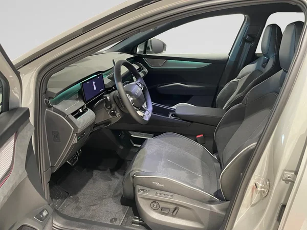 SKODA Peaq (2026) — foto 7 van 23