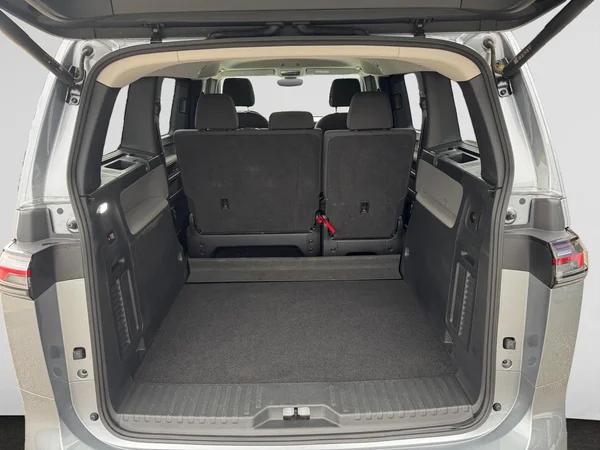 VOLKSWAGEN ID.Buzz (2023) — foto 3 van 19