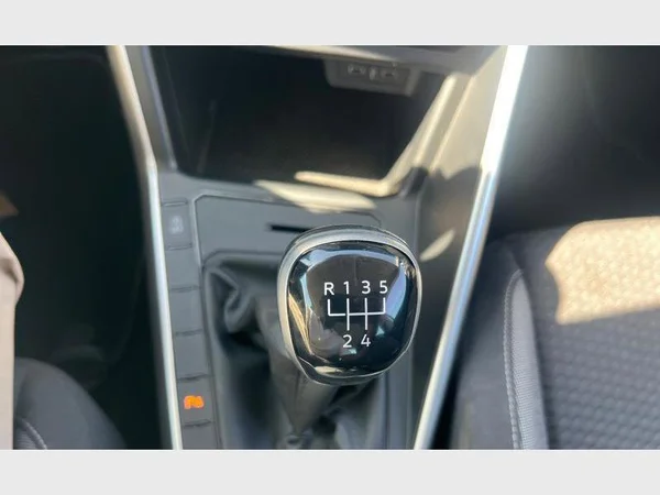 Volkswagen Polo (2023) — foto 13 van 24