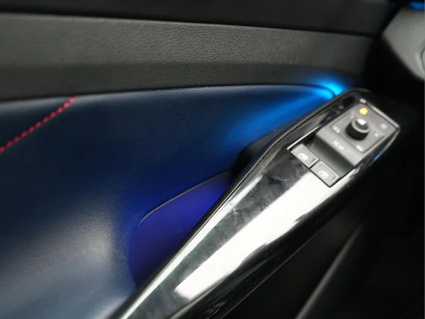VOLKSWAGEN ID.4 (2021) — foto 32 van 49