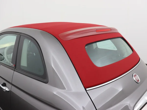 FIAT 500C (2022) — foto 18 van 26