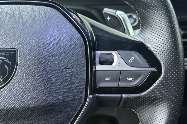 Peugeot 2008 (2024) — foto 6 van 19
