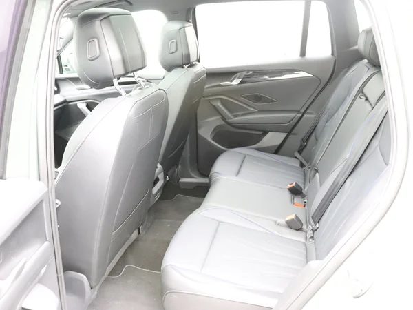 VOLKSWAGEN Tiguan (2025) — foto 19 van 20