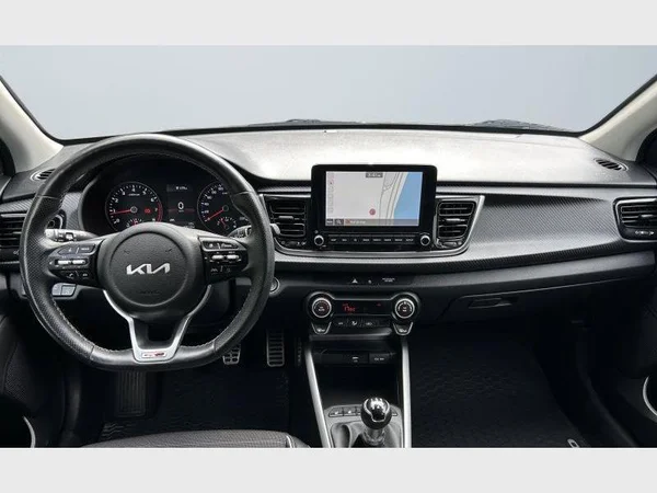 Kia RIO (2022) — foto 24 van 25