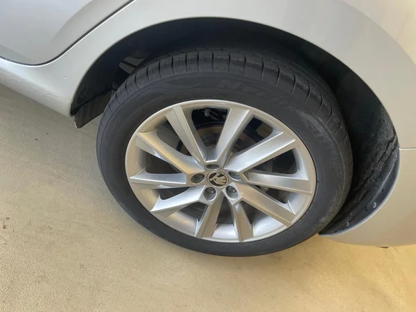 SKODA Scala (2024) — foto 7 van 20
