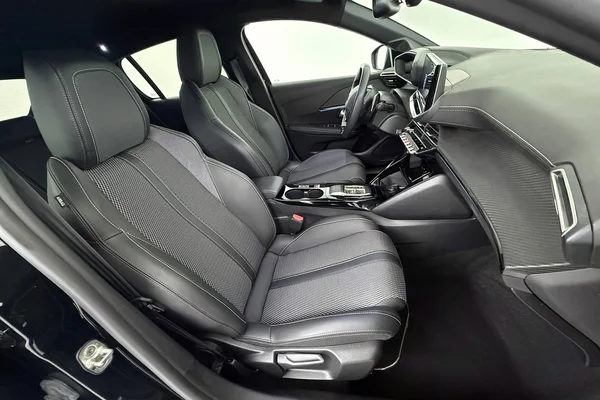 Peugeot 208 (2025) — foto 16 van 30