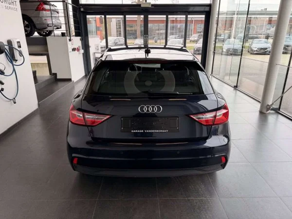 Audi A1 Sportback (2019) — foto 16 van 19