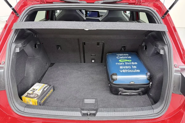 Volkswagen Golf VIII (2024) — foto 7 van 38
