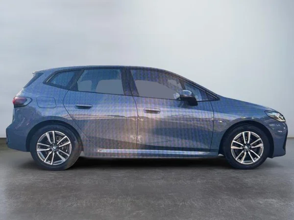 BMW 2 Active Tourer (U06) (2023) — foto 26 van 28