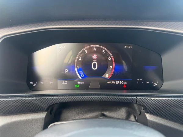 VOLKSWAGEN T-Cross (2025) — foto 4 van 19