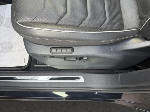 VOLKSWAGEN Tiguan Allspace Dsl (2024) — foto 4 van 22