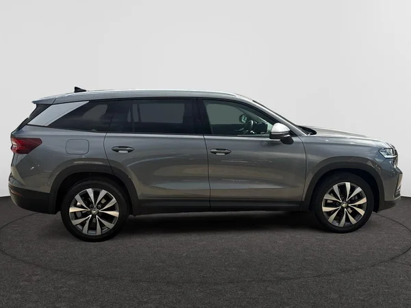 SKODA Kodiaq (2024) — foto 21 van 24