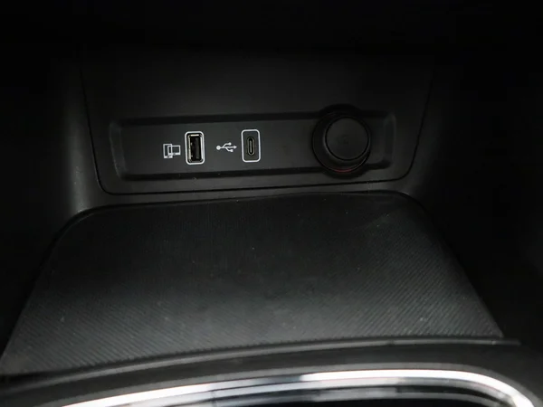 MG ZS EV (2023) — foto 17 van 43