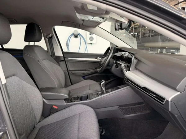Volkswagen Golf (2024) — foto 23 van 23