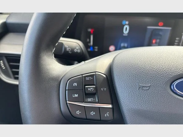 Ford Tourneo Courier (2025) — foto 6 van 30