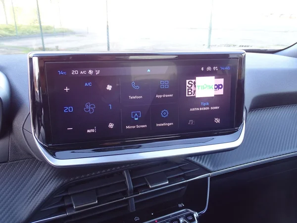 Peugeot 2008 (2025) — foto 11 van 23