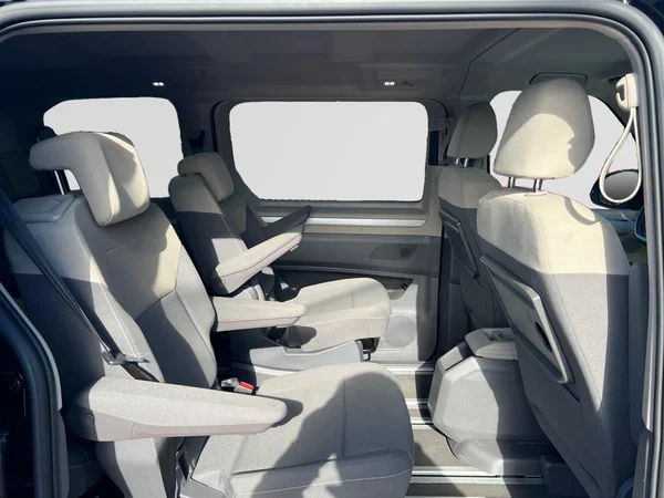 VOLKSWAGEN Multivan T7 eHybrid (PHEV) (2023) — foto 4 van 18