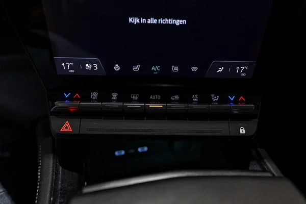 Renault Austral (2023) — foto 26 van 34
