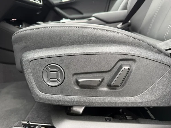 AUDI Q6 e-tron (2026) — foto 4 van 24