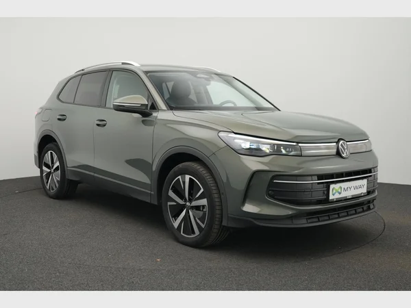 VOLKSWAGEN Tiguan eHybrid (PHEV) (2025) — foto 12 van 30