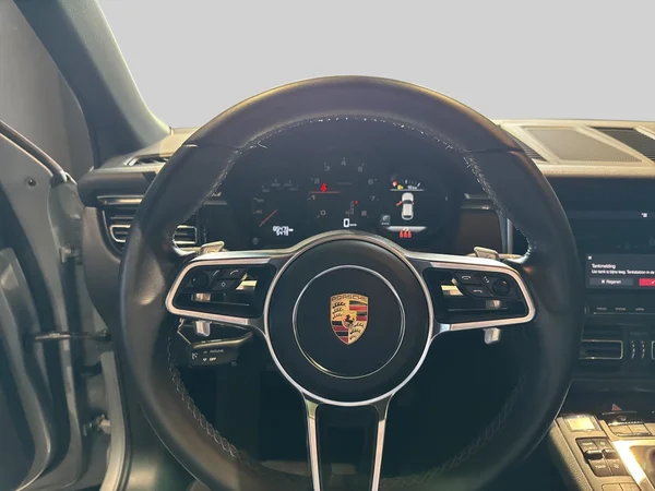 Porsche Macan (2021) — foto 2 van 19