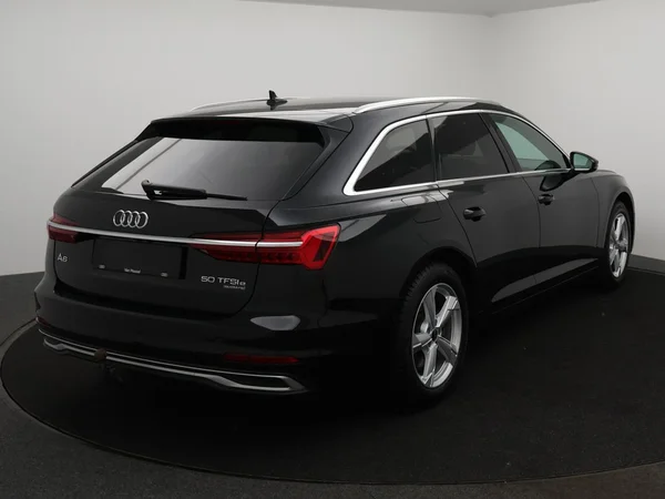 AUDI A6 Avant PHEV (2025) — foto 12 van 28