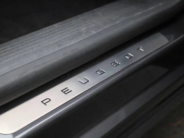 Peugeot 408 (2023) — foto 32 van 47