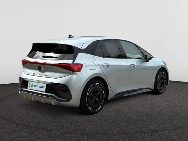 CUPRA Born (2024) — foto 18 van 23