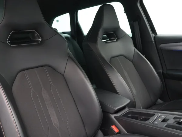 CUPRA Leon Sportstourer (2023) — foto 7 van 27