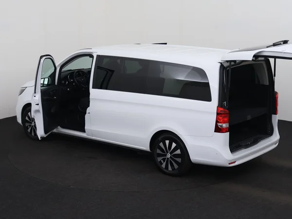 MERCEDES V 250 (2022) — foto 25 van 26