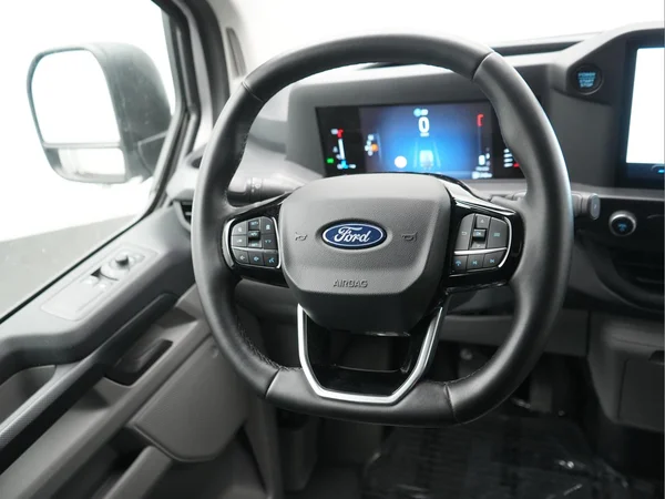 FORD Transit Custom 300L Fou Lwb Diesel (2024) — foto 5 van 47