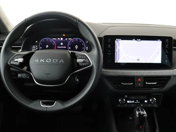 SKODA Kamiq (2025) — foto 16 van 18