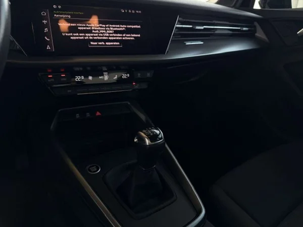 Audi A3 (2022) — foto 14 van 21