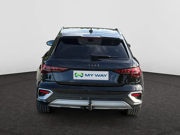 AUDI A3 Allstreet PHEV (2025) — foto 17 van 24