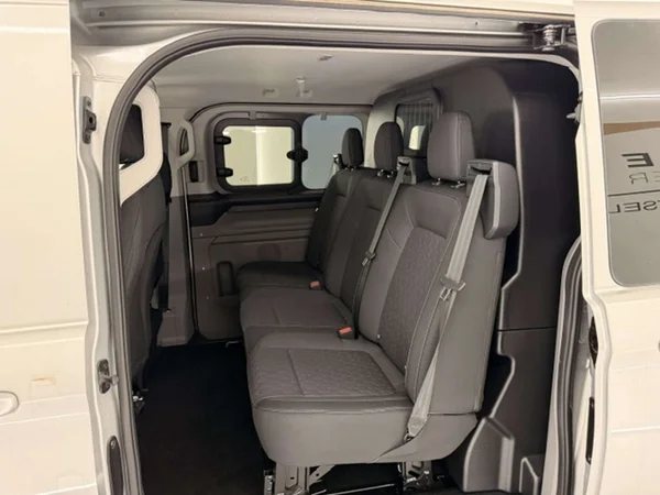 Ford Transit Custom — foto 2 van 23