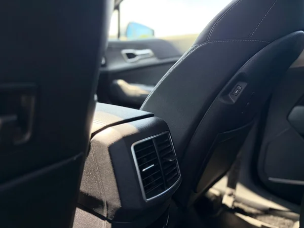 Kia Sportage (2024) — foto 17 van 28