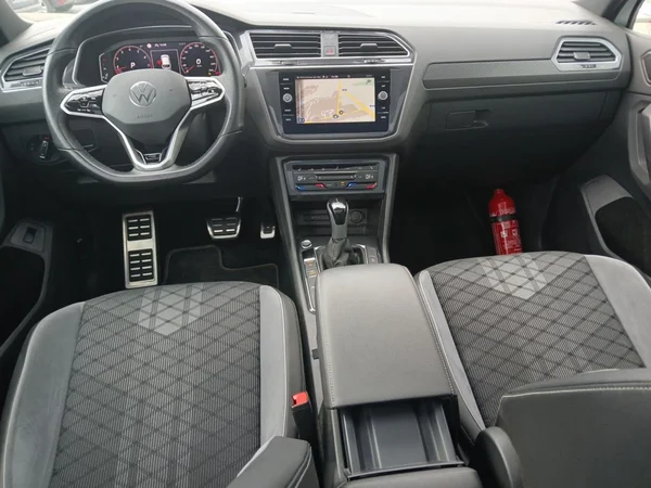 VOLKSWAGEN Tiguan (2023) — foto 21 van 21