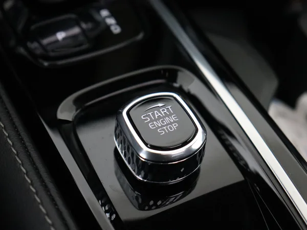 VOLVO S90 (2023) — foto 14 van 33